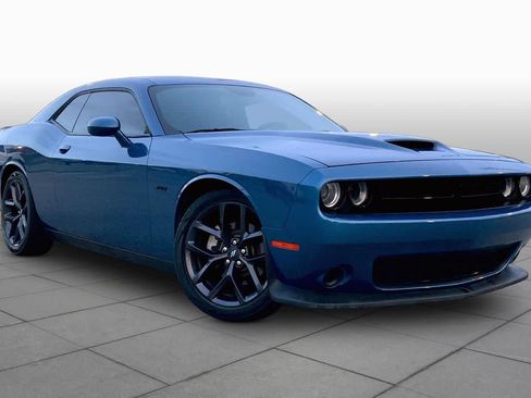Used 2023 Dodge Challenger R/T w/ Blacktop Package RWD image 3
