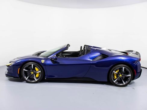 Certified 2022 Ferrari SF90 Spider image 9