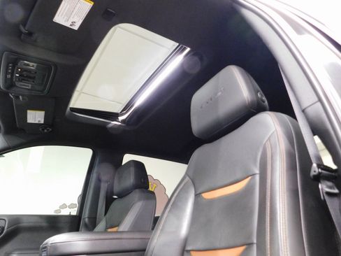 Used 2020 GMC Sierra 1500 AT4 image 41