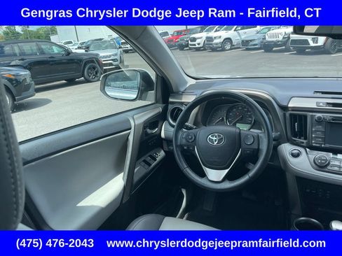 Used 2015 Toyota RAV4 Limited AWD/4WD image 62