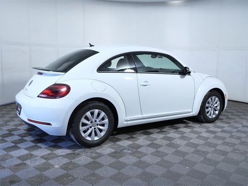 Used 2019 Volkswagen Beetle 2.0T S image 9