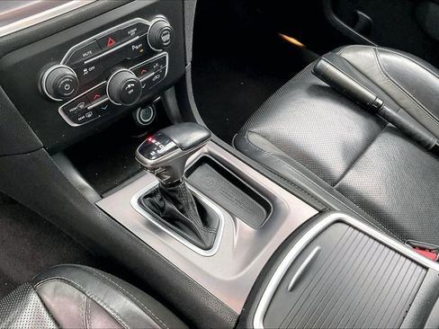 Used 2021 Dodge Charger SXT w/ Leather Interior Group image 15