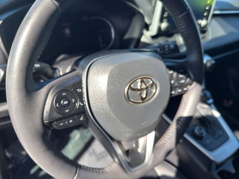Used 2021 Toyota RAV4 XSE image 15
