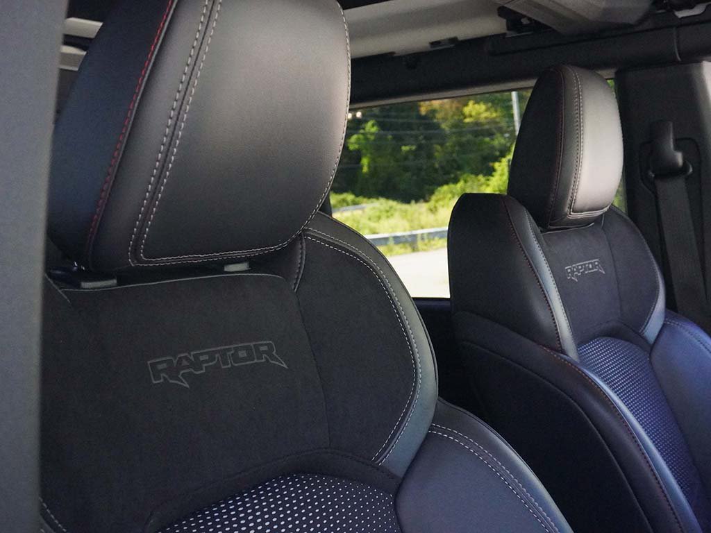Used 2026 Ford Bronco Raptor w/ Interior Carbon Fiber Pack AWD/4WD image 28