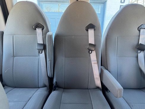 Used 2012 Ford E-350 and Econoline 350 XLT image 19