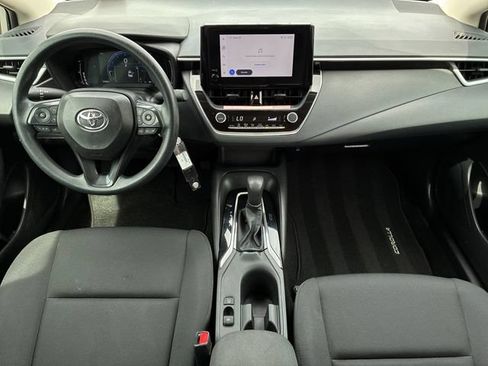 Used 2026 Toyota Corolla LE FWD image 9