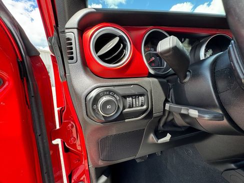 Used 2020 Jeep Wrangler Unlimited Rubicon w/ Steel Bumper Group AWD/4WD image 25