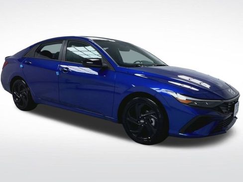 New 2026 Hyundai Elantra Sport FWD image 14