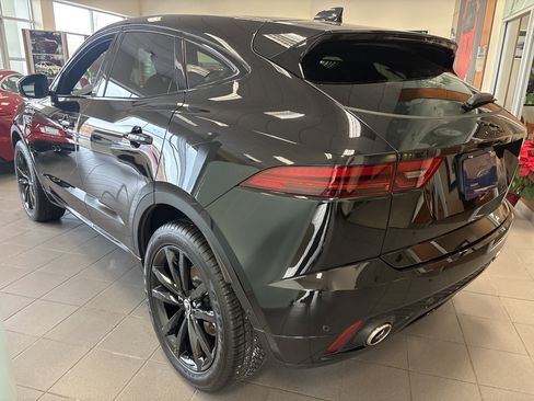Certified 2024 Jaguar E-PACE R-Dynamic SE image 3