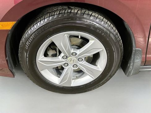 Used 2018 Honda Odyssey EX-L image 16