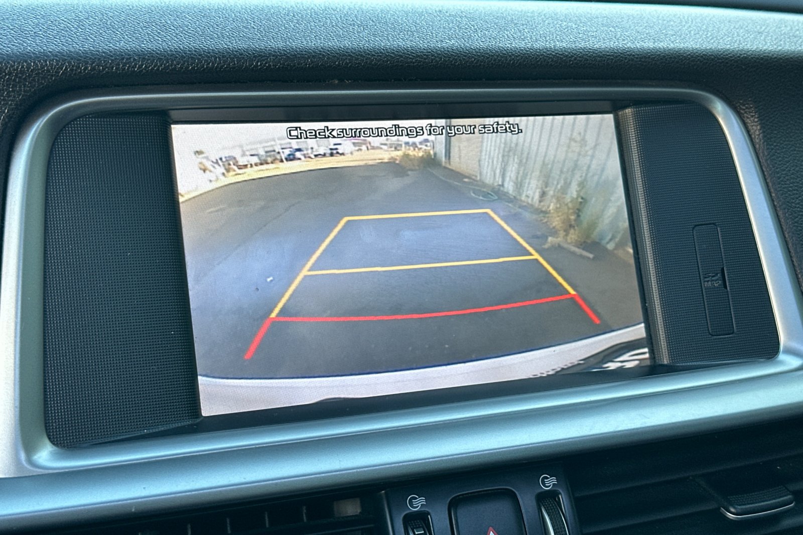 Used 2020 Kia Optima SX FWD image 20