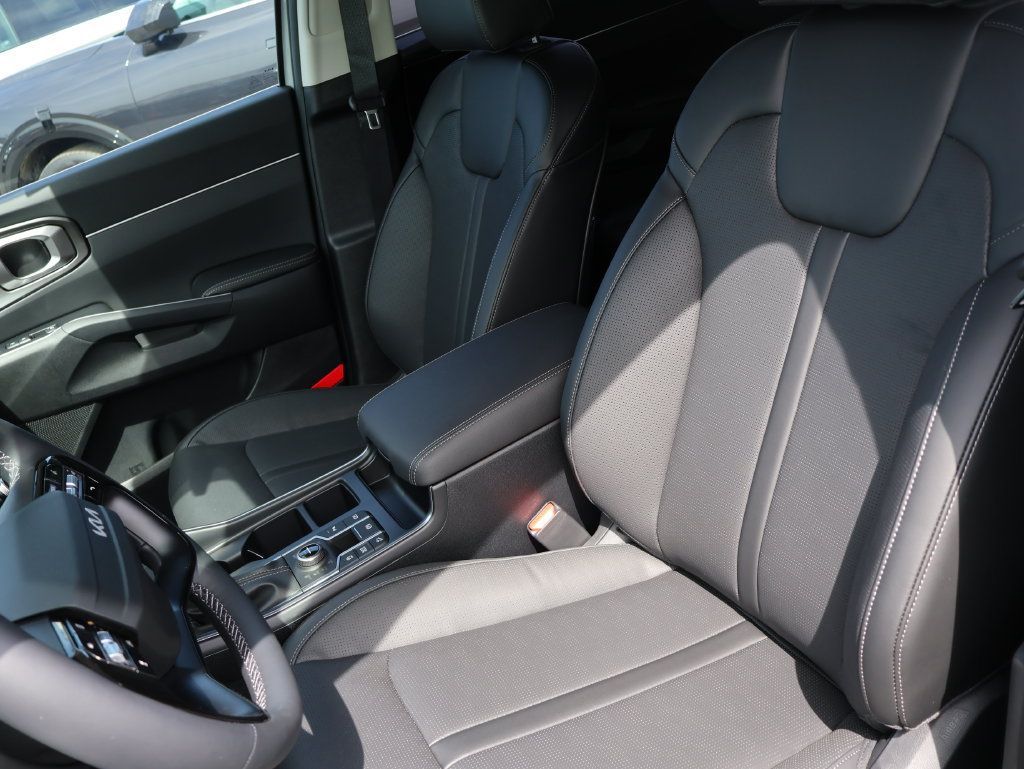 New 2026 Kia Sorento EX AWD/4WD image 23