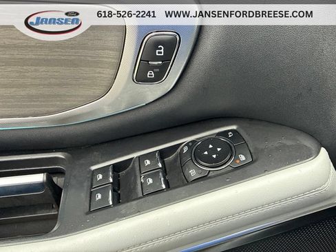Used 2025 Ford Expedition Max Platinum w/ Driver's Package AWD/4WD image 9