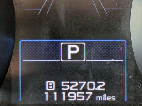 Used 2017 Subaru Outback 2.5i Limited AWD/4WD image 25