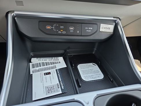 New 2026 Kia Carnival EX FWD image 12