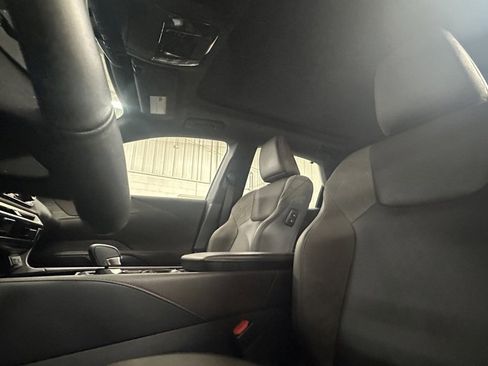 Used 2024 Lexus RX 450h AWD w/ Luxury Package image 6