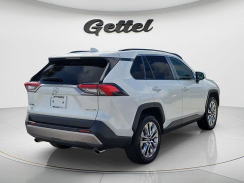 Used 2023 Toyota RAV4 Limited FWD image 5