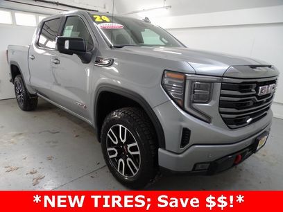 Certified 2024 GMC Sierra 1500 AT4 w/ AT4 Preferred Package
