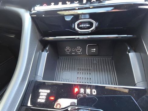 New 2026 Jeep Grand Cherokee Altitude AWD/4WD image 21