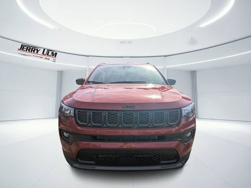New 2026 Jeep Compass Latitude w/ Sun and Sound Group AWD/4WD image 7