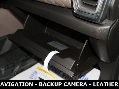 New 2026 GMC Canyon Denali image 24