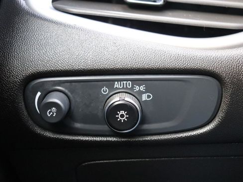 Used 2025 Chevrolet Malibu LT FWD image 39