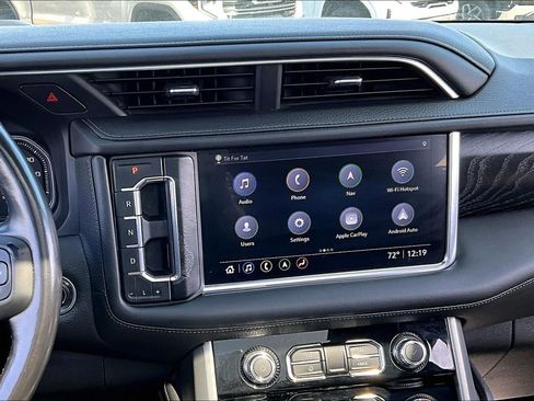 Used 2021 GMC Yukon Denali w/ Denali Premium Package image 6