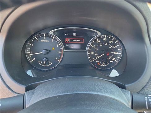 Used 2018 Nissan Altima 2.5 SV FWD image 11