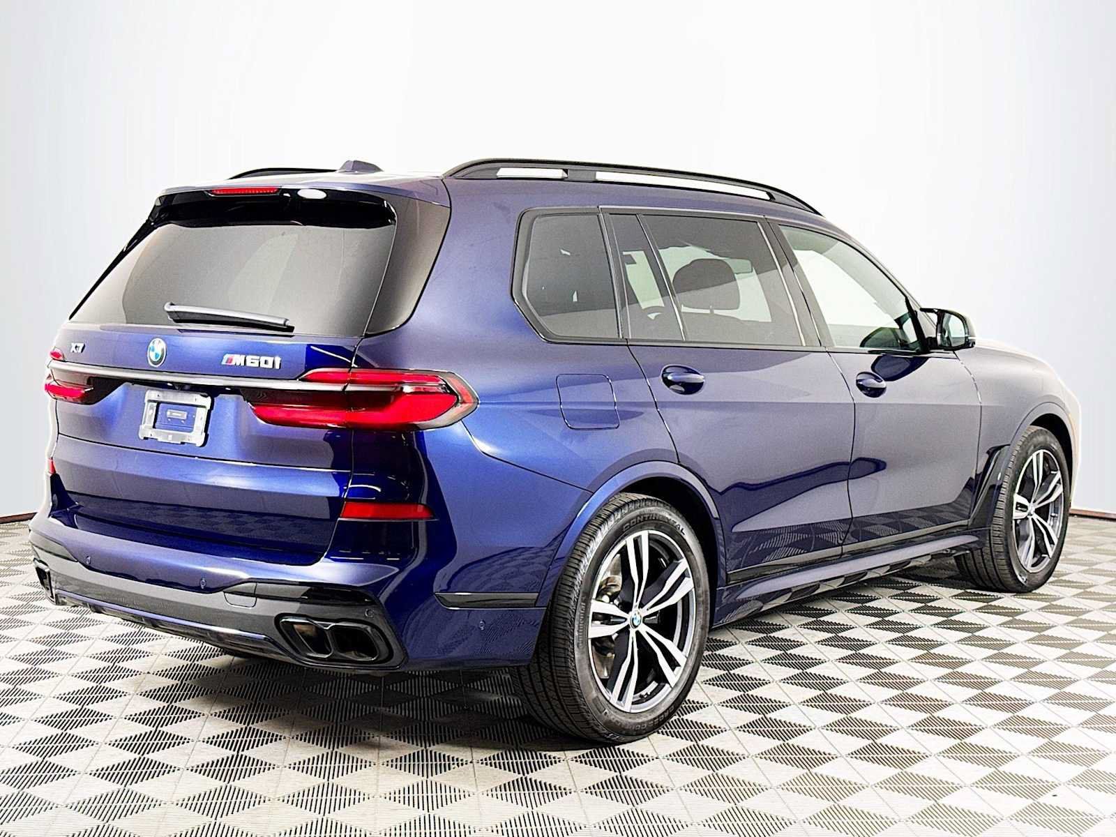 Used 2026 BMW X7 M60i AWD/4WD image 5