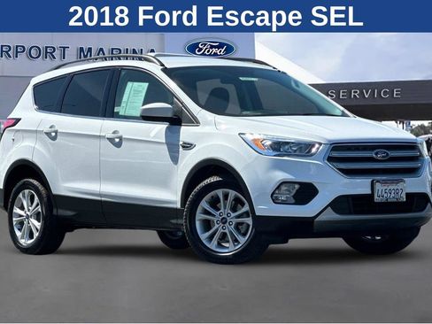 Used 2018 Ford Escape SEL FWD image 2