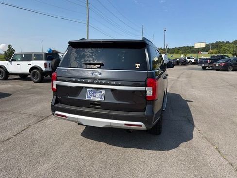 Used 2023 Ford Expedition XLT RWD image 27