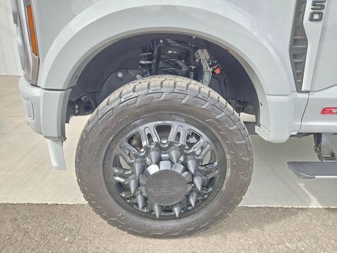 Used 2025 Ford F450 Platinum AWD/4WD image 51
