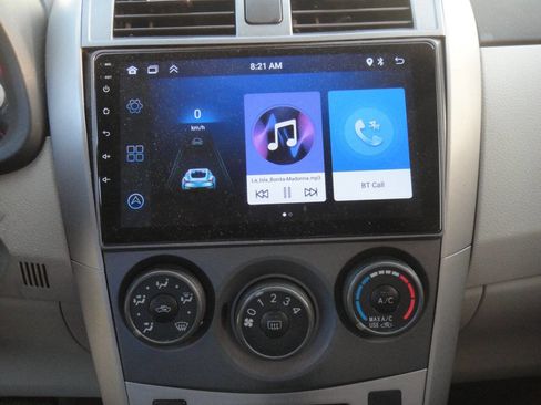 Used 2011 Toyota Corolla LE image 12