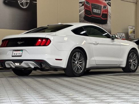 Used 2015 Ford Mustang Premium RWD image 4