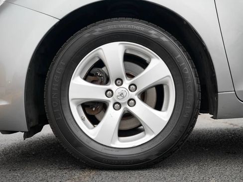 Used 2014 Toyota Sienna LE FWD image 14
