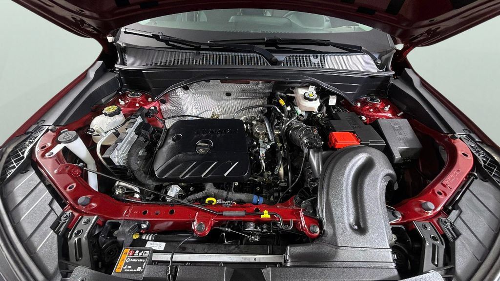 Used 2025 Chevrolet TrailBlazer LS w/ LS Convenience Package FWD image 33