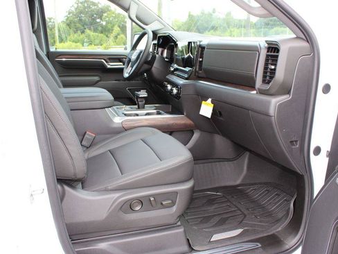 New 2026 GMC Sierra 1500 SLT w/ SLT Premium Plus Package AWD/4WD image 6