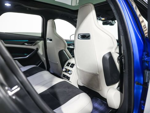 Used 2021 Jaguar F-PACE SVR AWD/4WD image 28