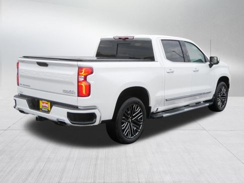 Used 2023 Chevrolet Silverado 1500 High Country w/ High Country Premium Package image 7