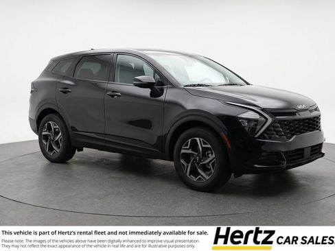 Used 2025 Kia Sportage LX image 1