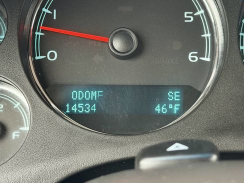 Used 2014 Chevrolet Tahoe LS image 5