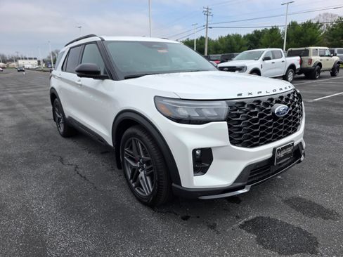 New 2026 Ford Explorer ST w/ Sun And Sound Package AWD/4WD image 7