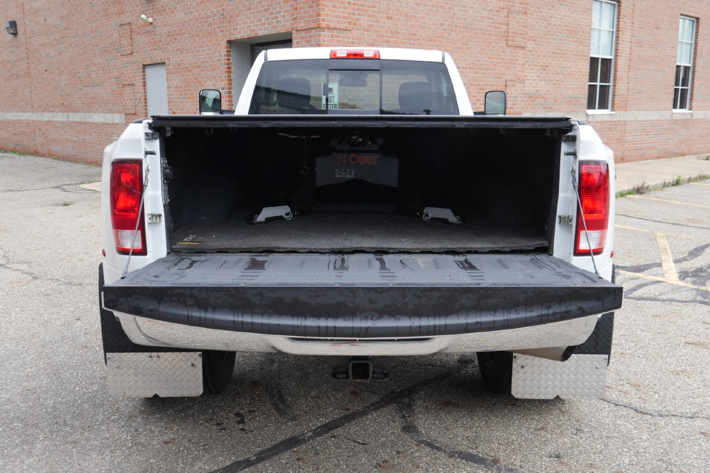 Used 2016 RAM 3500 Tradesman w/ Chrome Appearance Group AWD/4WD image 7