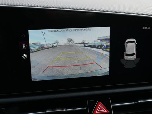 Certified 2024 Kia Niro EX image 6