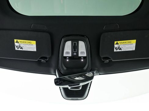 Certified 2024 Volvo XC90 T8 Core image 20