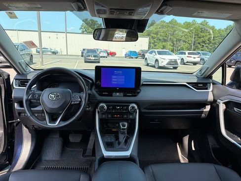 Used 2025 Toyota RAV4 XLE Premium w/ Weather Package AWD/4WD image 8