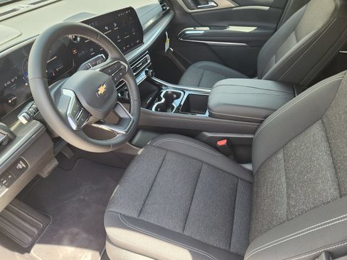 New 2026 Chevrolet Traverse LT FWD image 13