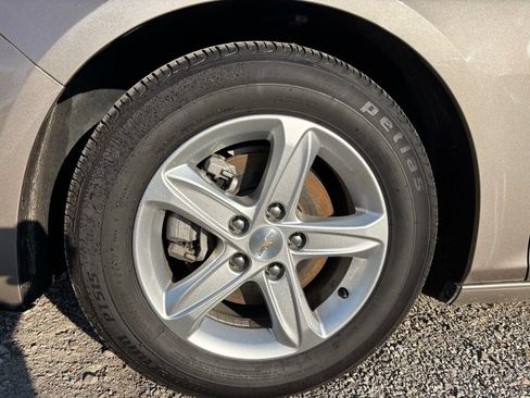 Used 2024 Chevrolet Malibu LT FWD image 18