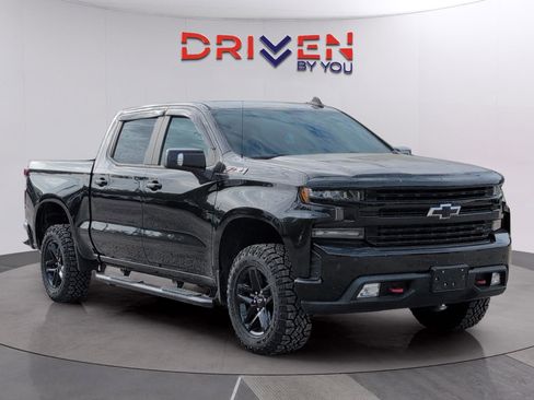 Used 2020 Chevrolet Silverado 1500 LT Trail Boss image 7