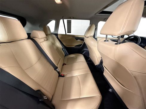 Used 2019 Toyota RAV4 Limited w/ Cold Weather Package image 46
